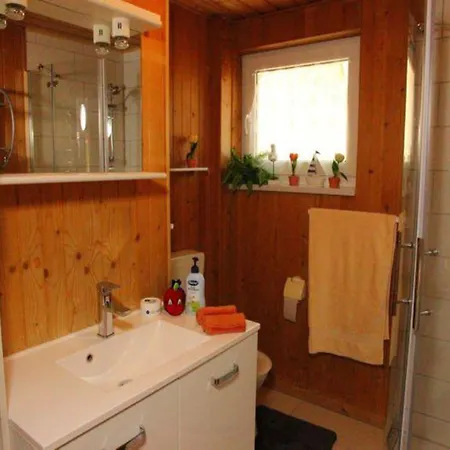 Urlaub Am Wasser - Doppelbungalow Mit Terrasse Im Mirow * Granzow